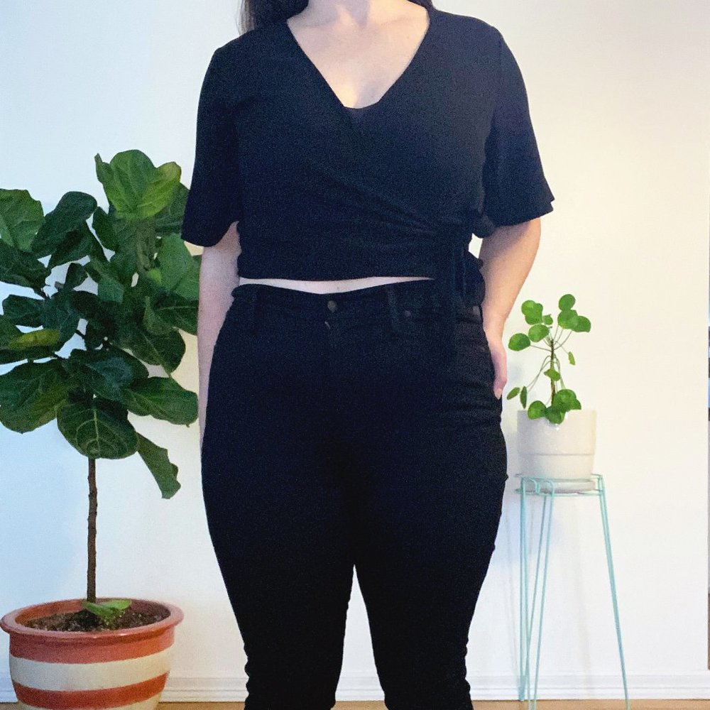 Flutter Sleeve Black Wrap Shirt XXL